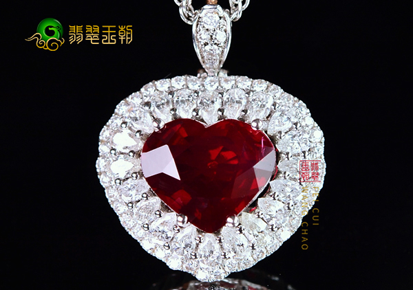 1克拉的天然红宝石具有非常大的收藏投资价值