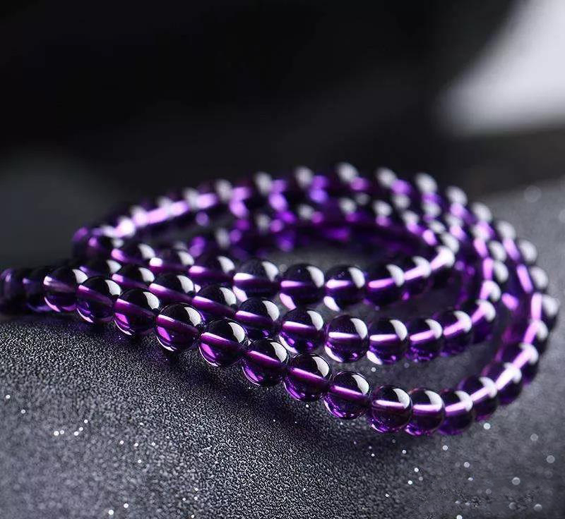 紫水晶手链佩戴最适宜的6种人群,特别是转运招财