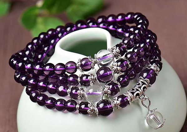 紫水晶珠链根据脖颈长短搭配准则您掌握了吗?