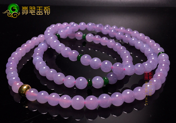 冰种紫罗兰翡翠珠串项链能成高奢饰品的原因